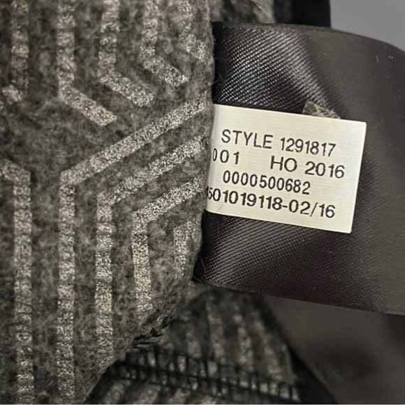 UNDER ARMOUR Women's Black Gray Cold Gear‎ Full Zip Hooded Jacket Small | EUC - Picture 9 of 10